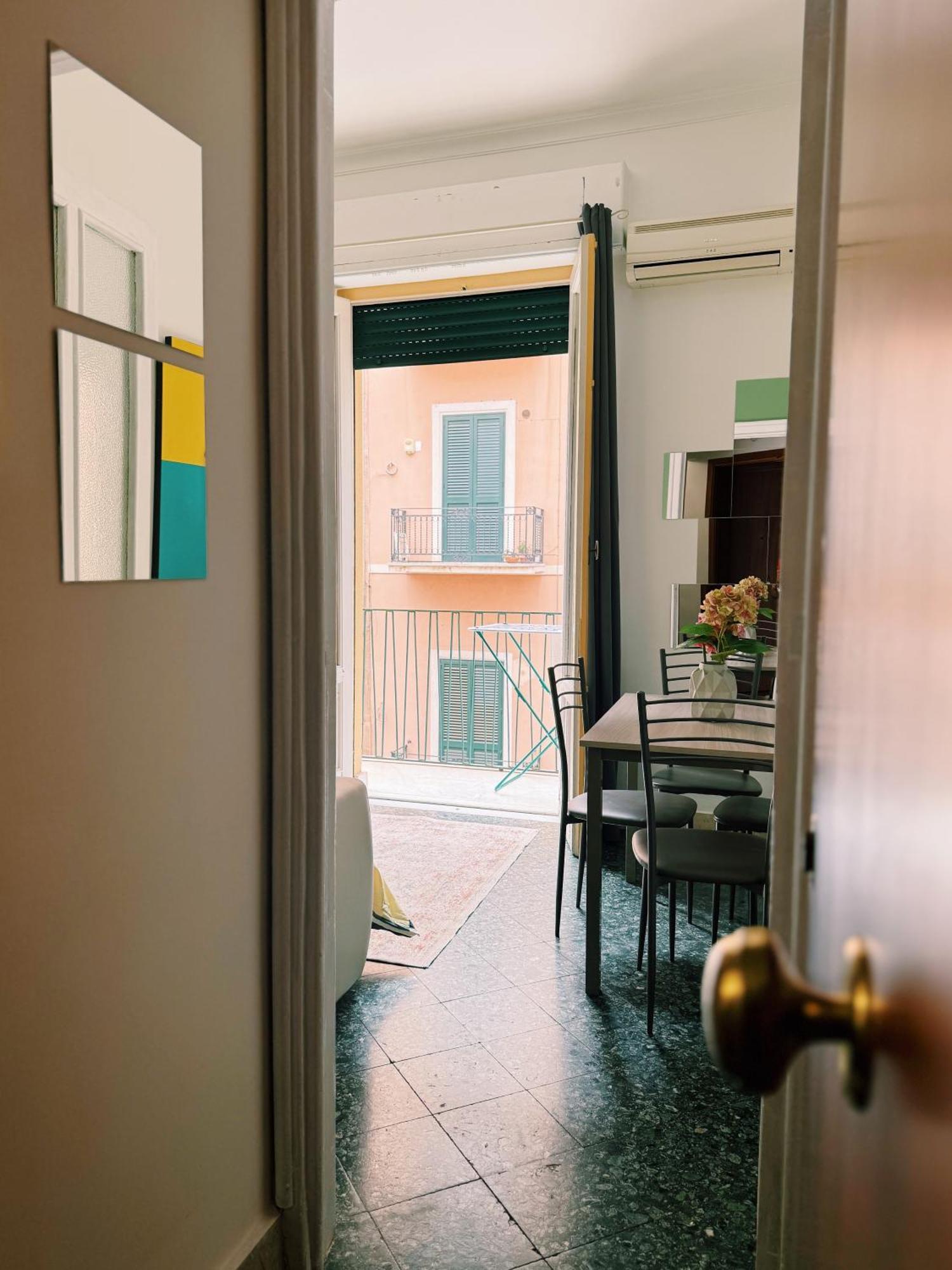 Apartamento Quattru Passi Palermo Exterior foto